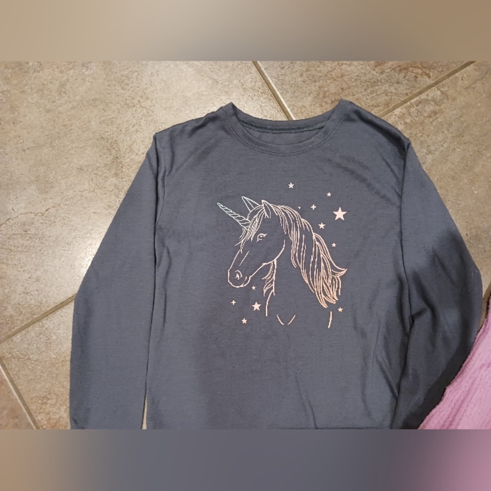Girls Size 8 Long-Sleeve Unicorn Top